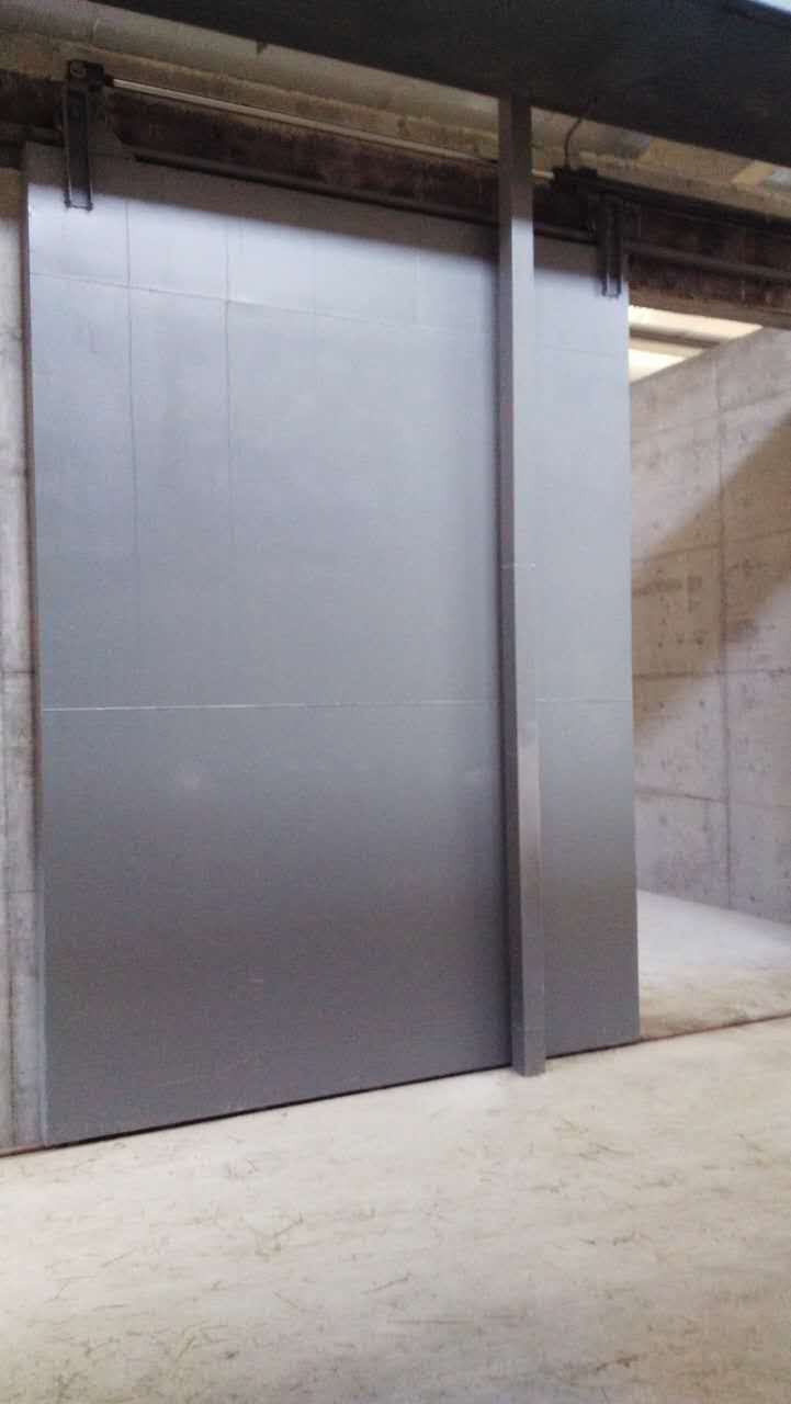 垃圾卸料門 垃圾卸料門