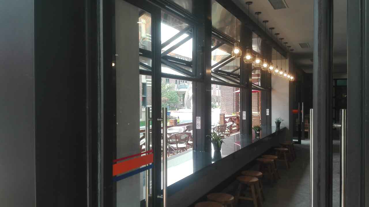 電動折疊門窗 電動折疊門窗