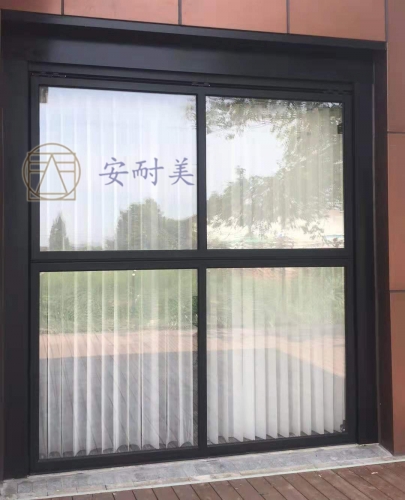 定製電（diàn）動折疊門 出口訂（dìng）單